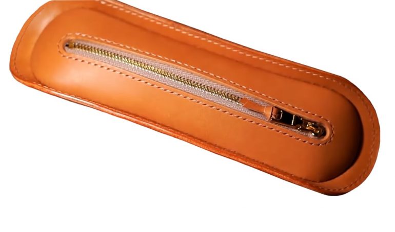 جامدادی چرمی